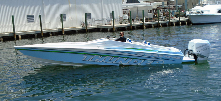 Debut Footage of Active Thunder 29 Savage Sportboat